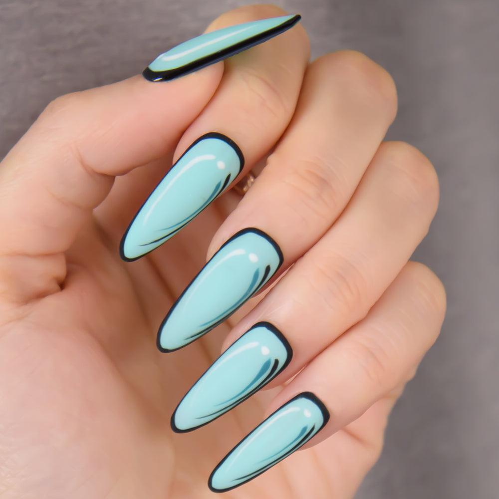 Ongles tendance et tendance avec des motifs comiques : inspirés par Venalisa