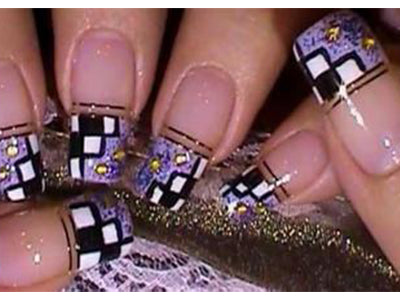 Do you know how to make nail polish correctly?